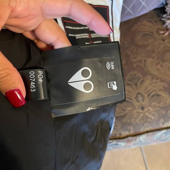 Moose Knuckles parka capitonada East Prairie - Picture 5 of 8